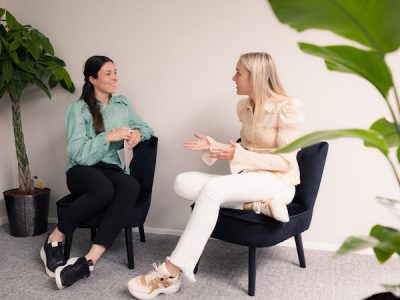 Overleg van het personeelhandboek